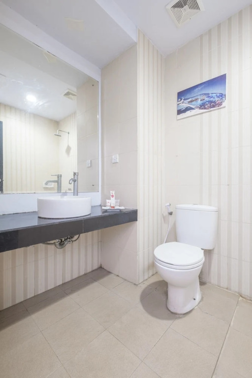 Hotel Asyra By OYO Rooms