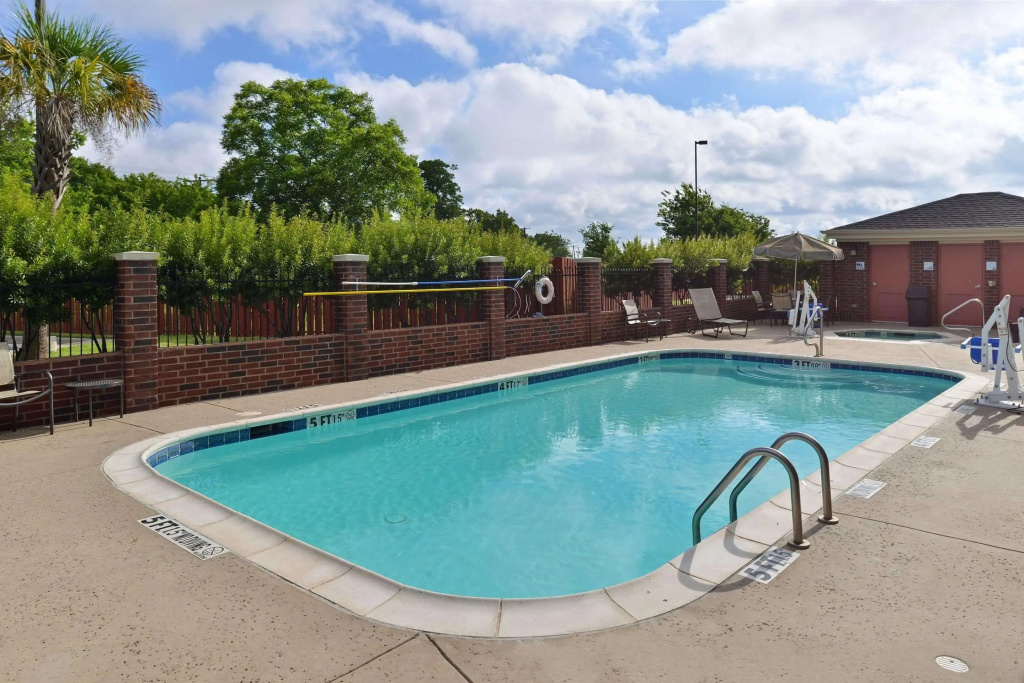 Comfort Inn & Suites Mexia