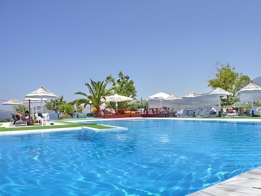 Clara Resort