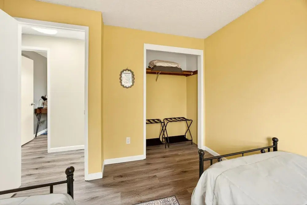 Clearview Comfort 3BR Near Airport
