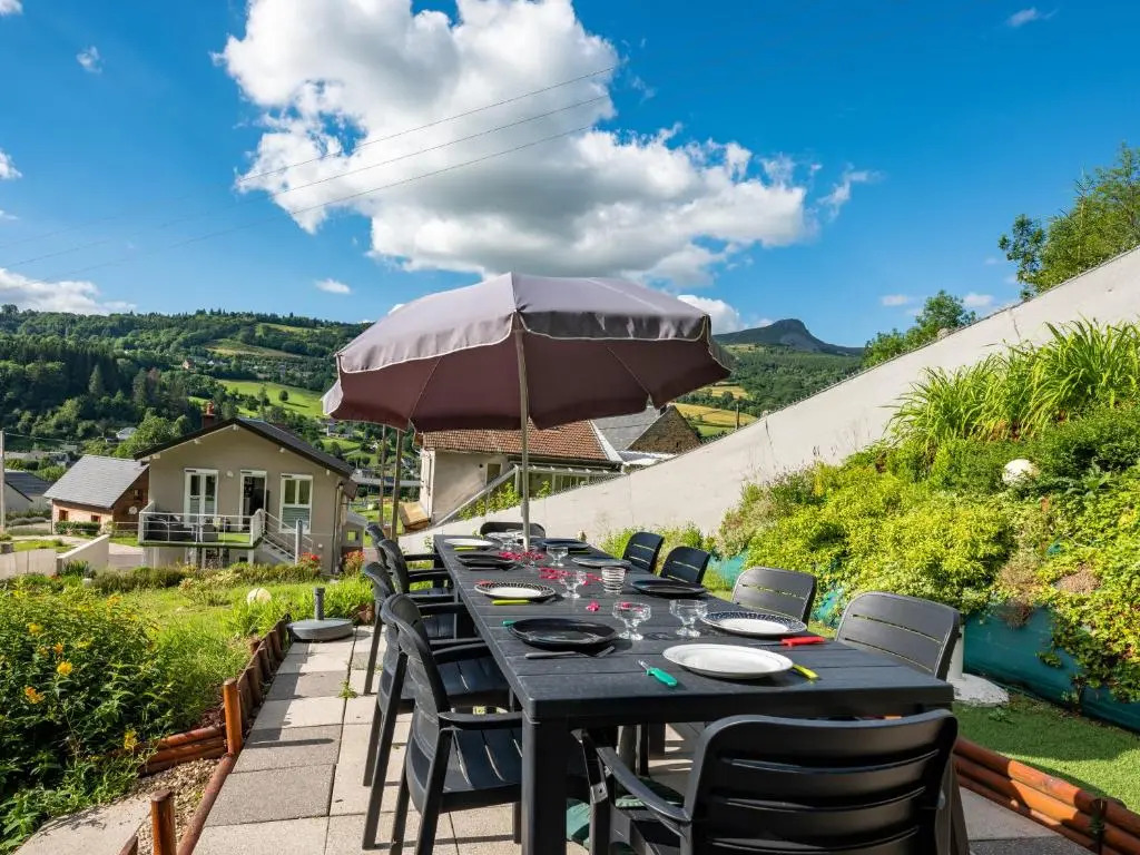 Stunning 5-Bed House in La Bourboule
