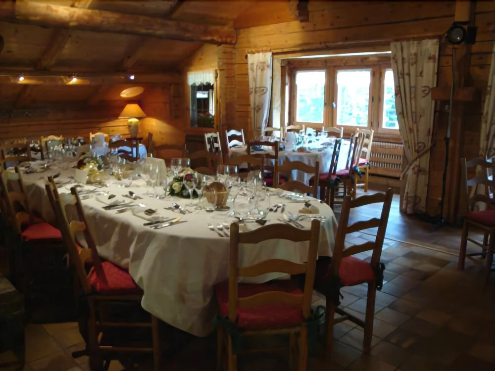 Les Chalets de la Serraz