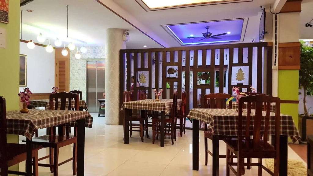 Green Harbor Hotel & Service Apartment