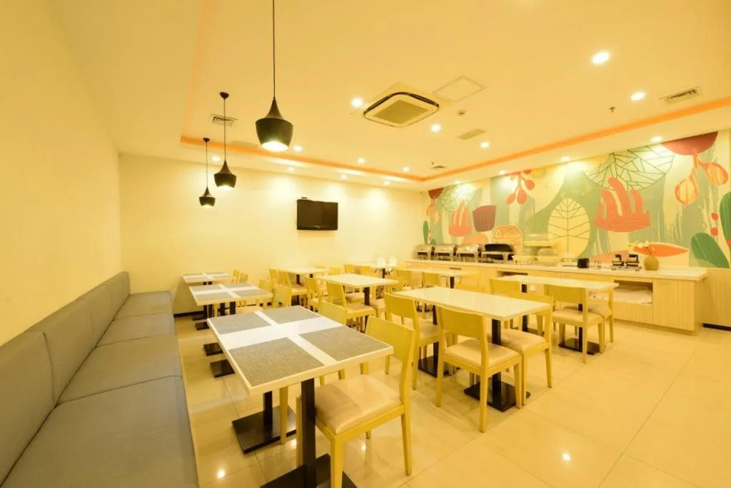 Hanting Hotel Shanghai National Exhibition and Convention Center Jizhai Road