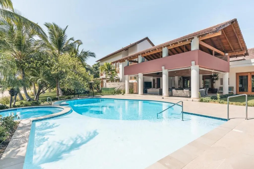 6 BR Villa At Arrecife Punta Cana