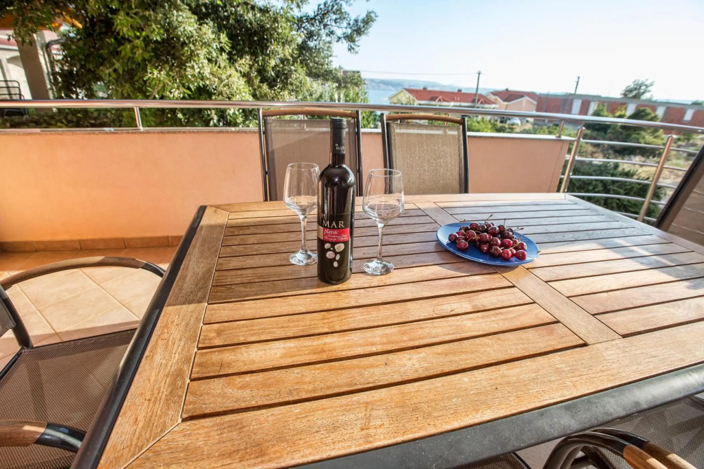 Apartments Villa Dina