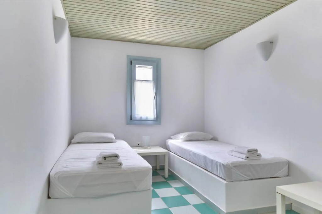 Santa Maria Villa in Paros