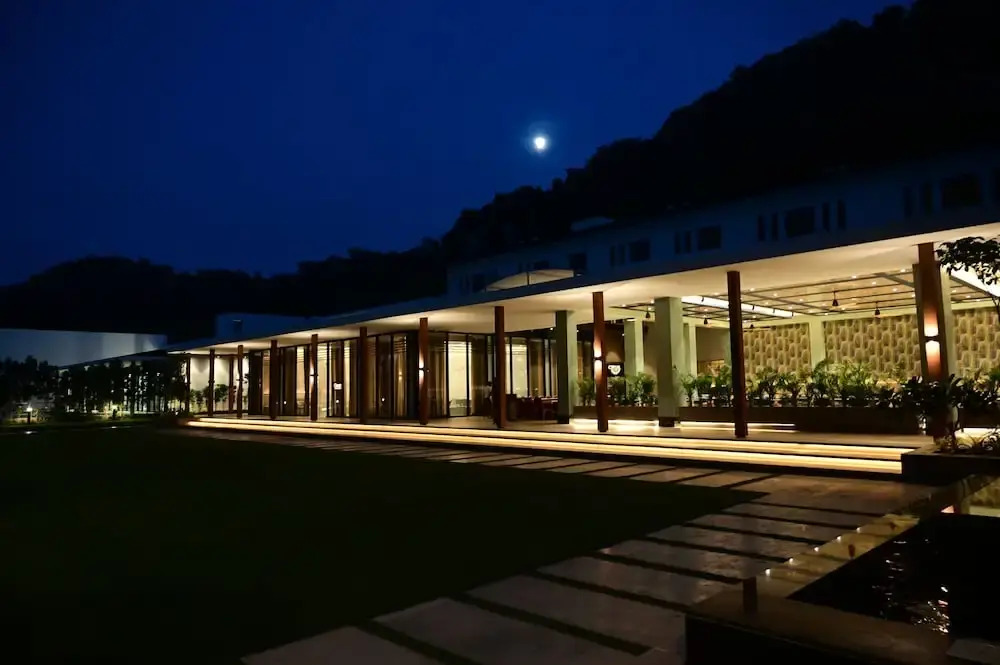 Club Charholi