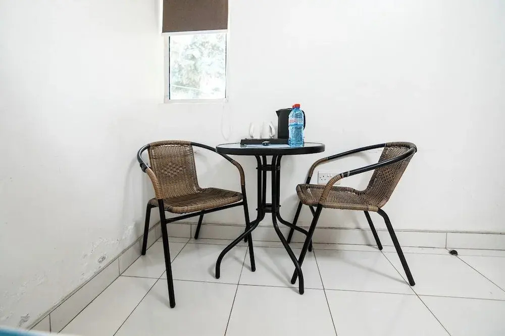 Harrys Kisumu Oasis