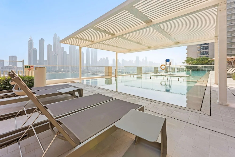Silkhaus Large 2BR Private Beach Marina Vista