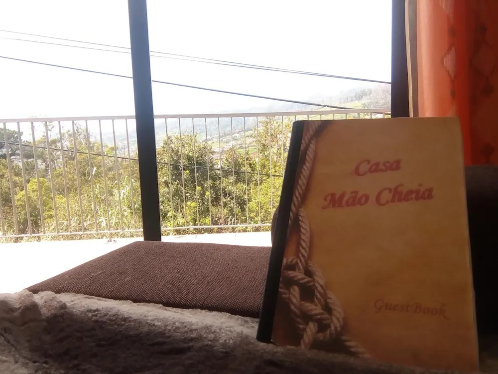 Casa Mao Cheia