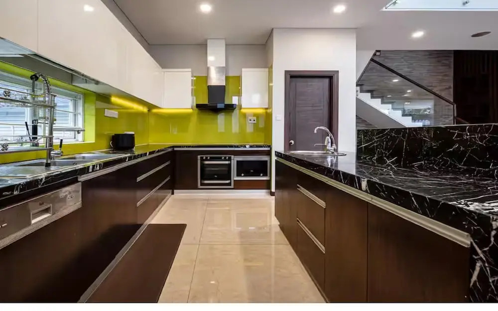 Emily Villa City Center
