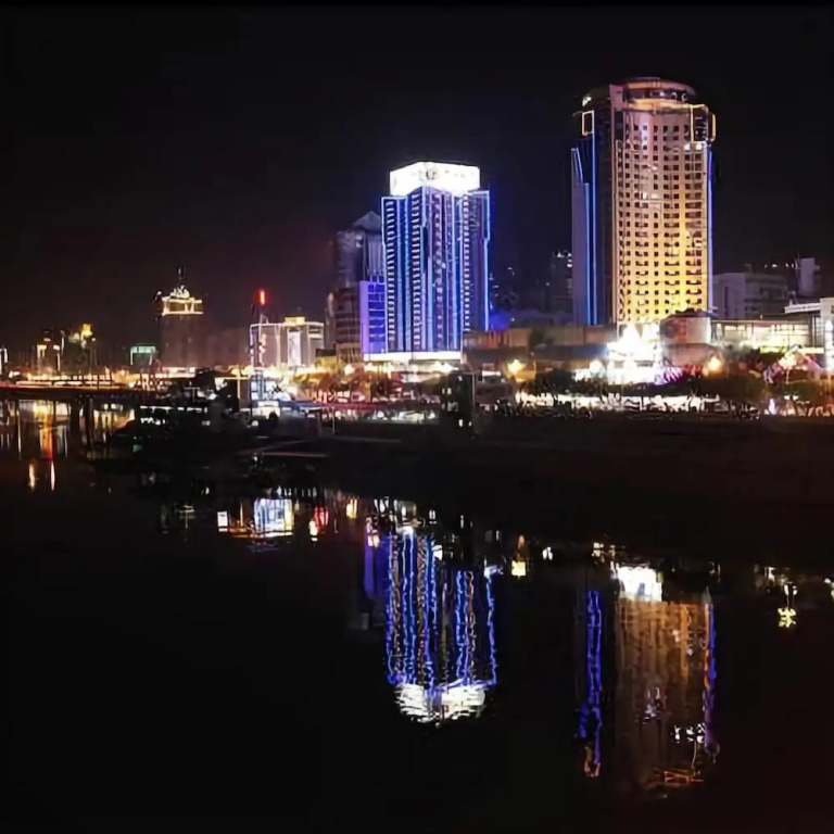 Golden Hotel