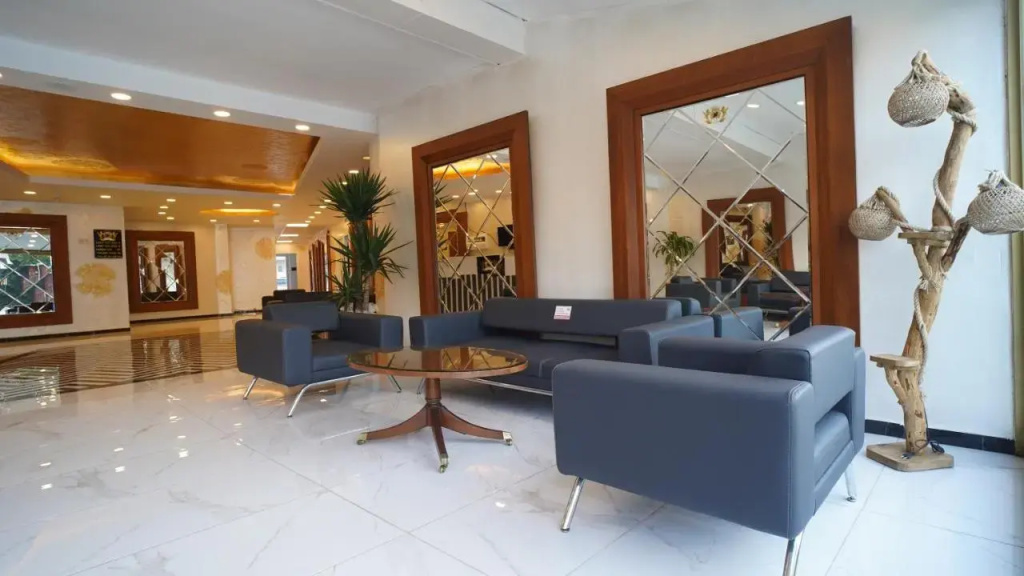 Grand Niki Hotel & Spa