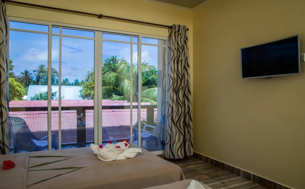 Relax Residence Thoddoo Maldives