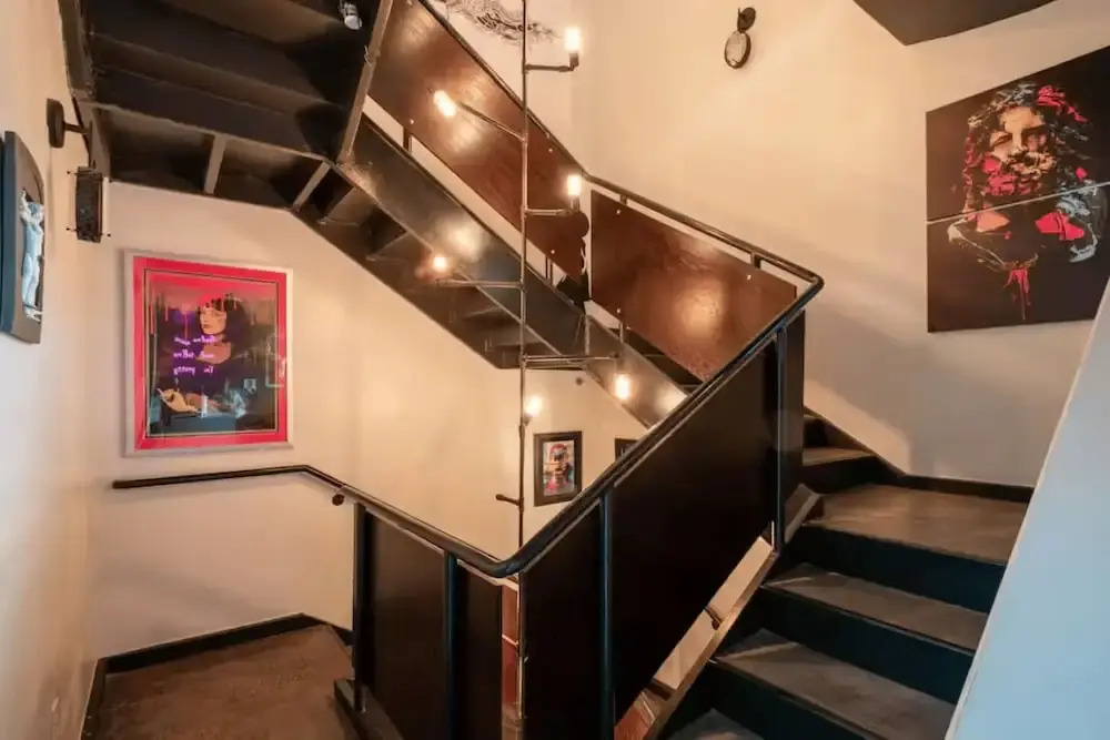 Swanky Townhome