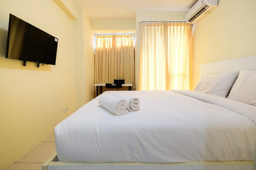 Cozy Studio @ Tifolia Apartment near Kelapa Gading By Travelio