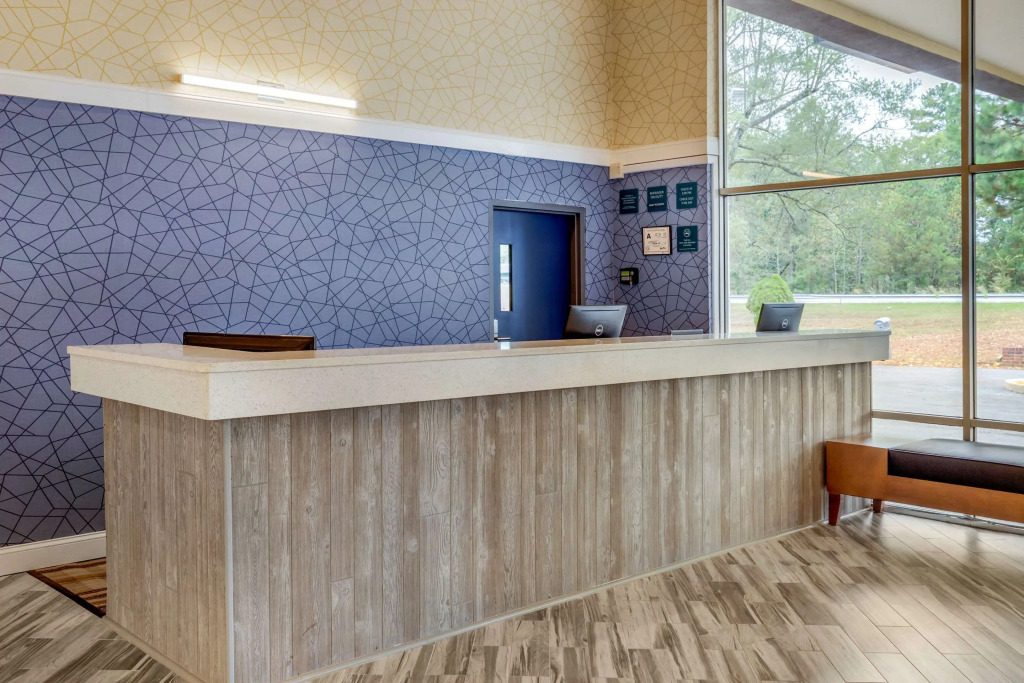Quality Inn & Suites Apex - Holly Springs NC