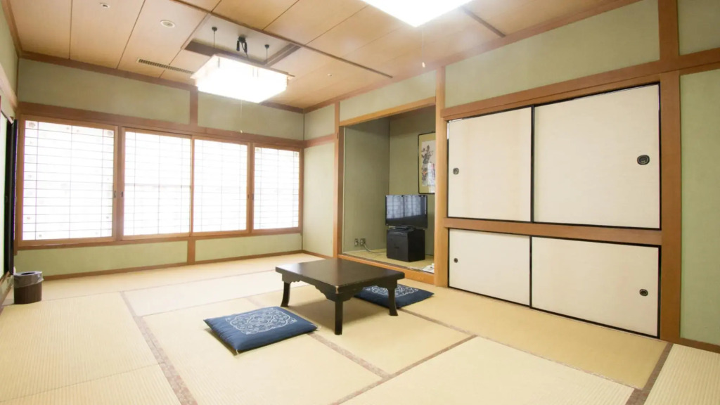 Kanonji Grand Hotel