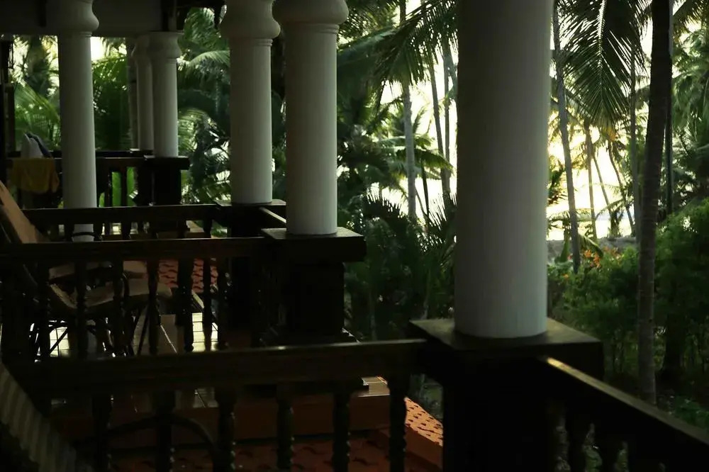Woodhouse Beach Resort