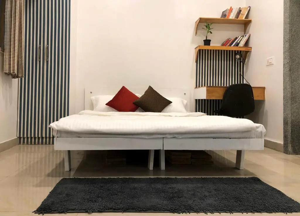 House 44 2BHK