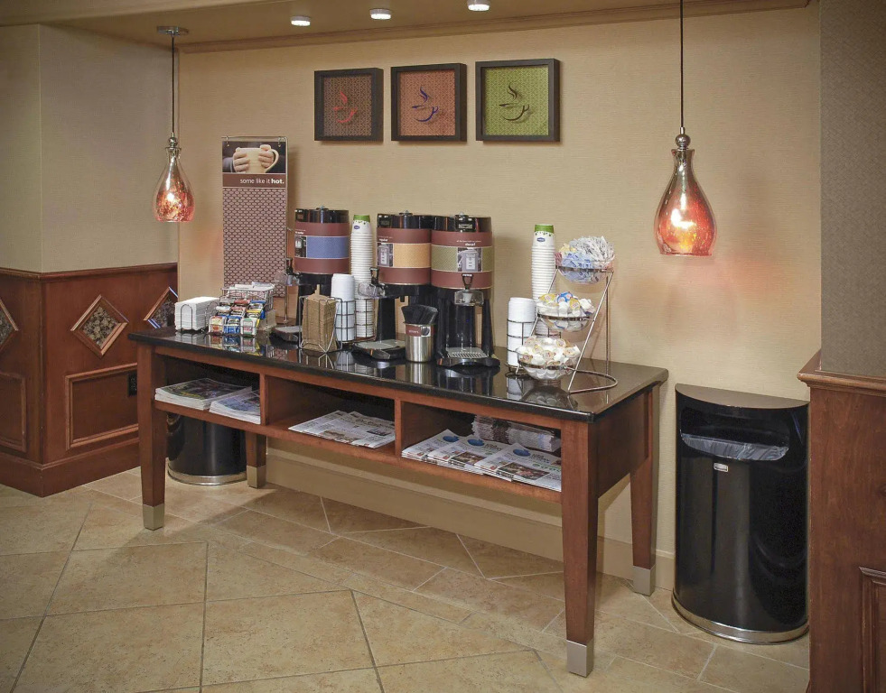 Hampton Inn & Suites Youngstown-Canfield