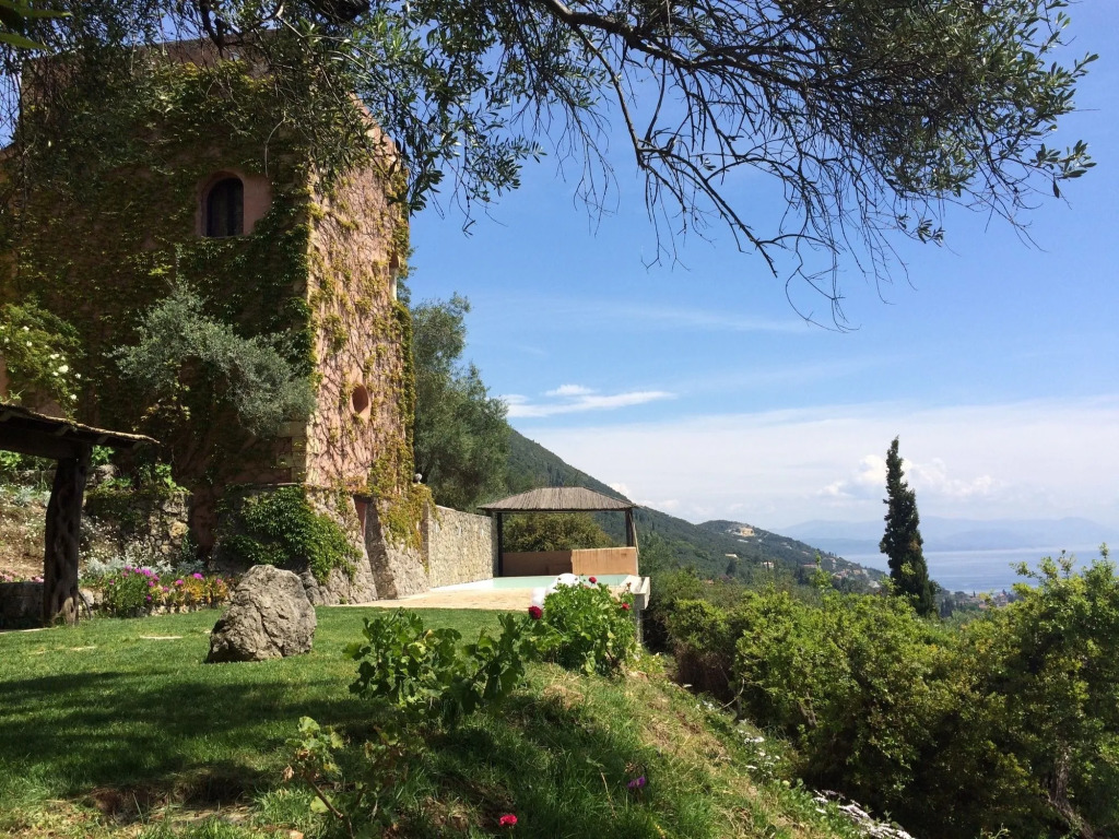 Villa Manavra