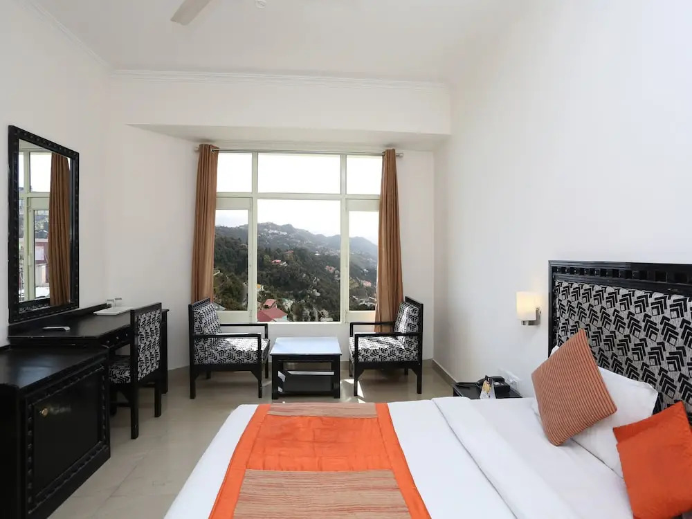 OYO 8637 Shivam Hotel