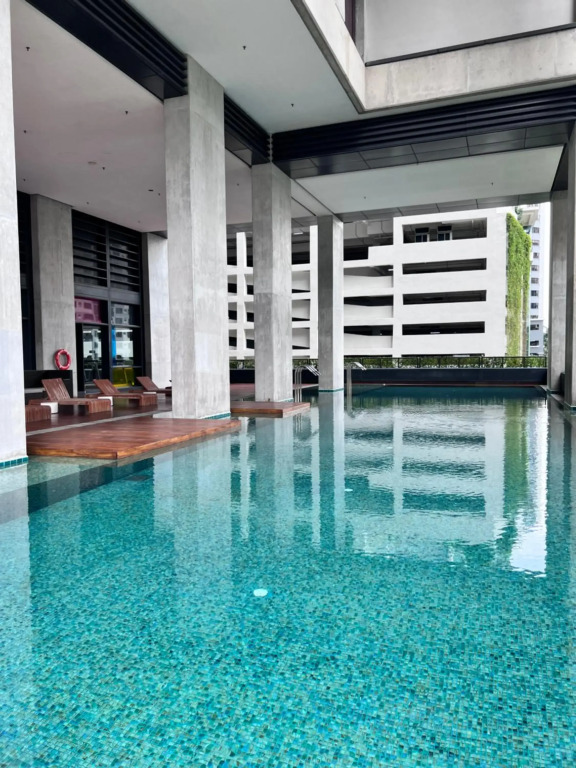 New Arcoris Mont Kiara Huge Balcony for 8 pax 2 BR -Garden-