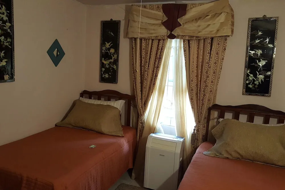 Dream Vacation ST Catherine Jamaica - Guest Suites for Rent in Spanish Town