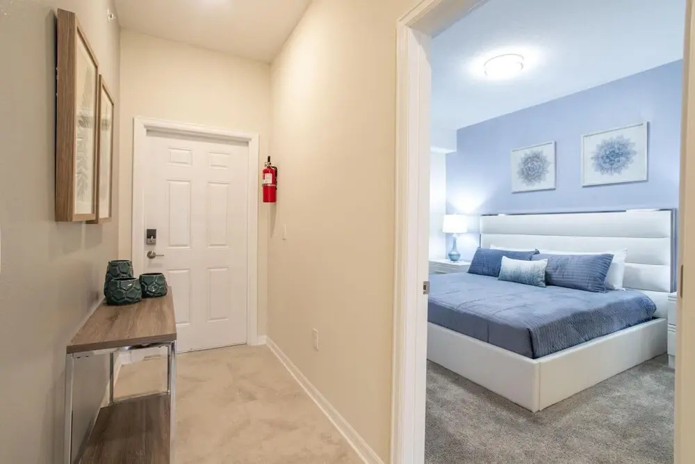 Stunning 2 Bd Close to Disney Storey Lake 203 3180