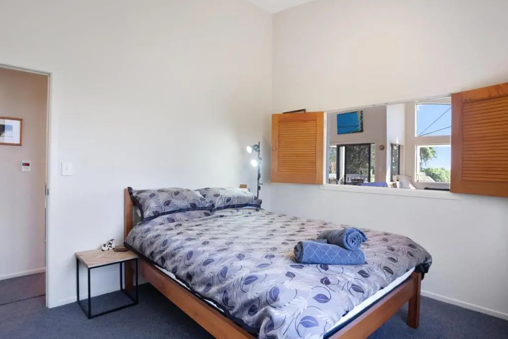 Tuhua Views - Waihi Beach Holiday Home