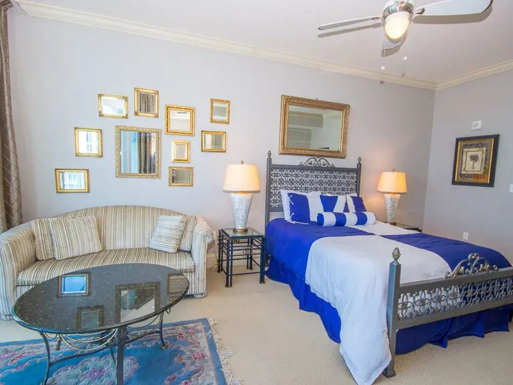 Bel Sole Penthouse 1801 - 4 Br condo