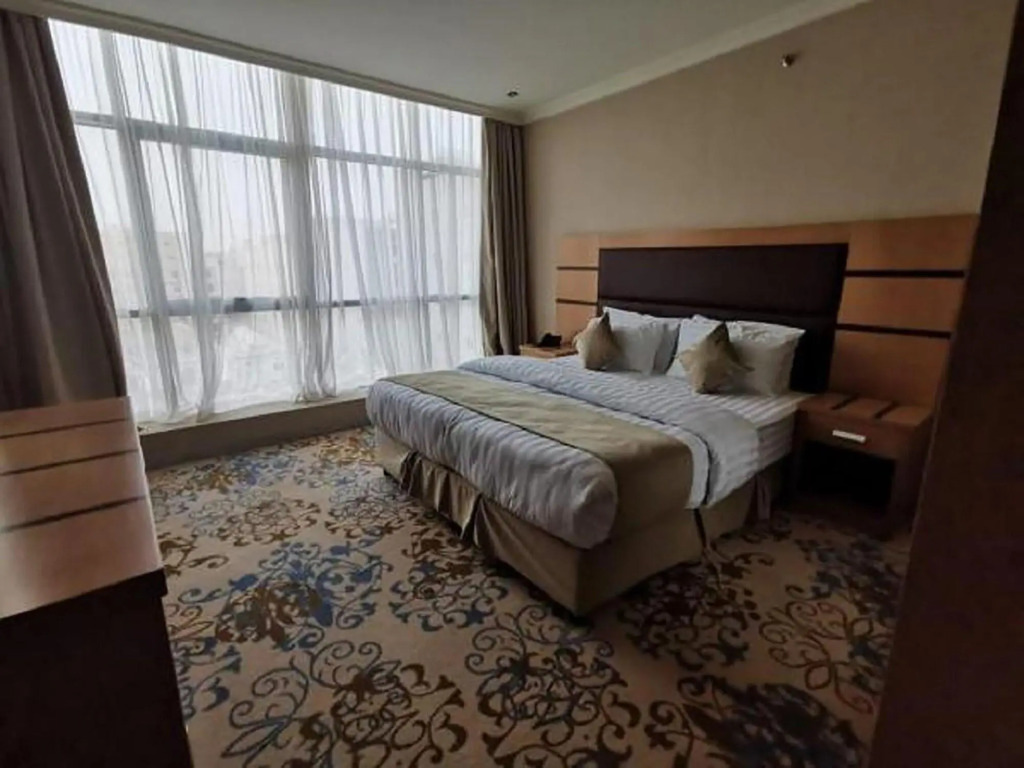 Ozone hotel