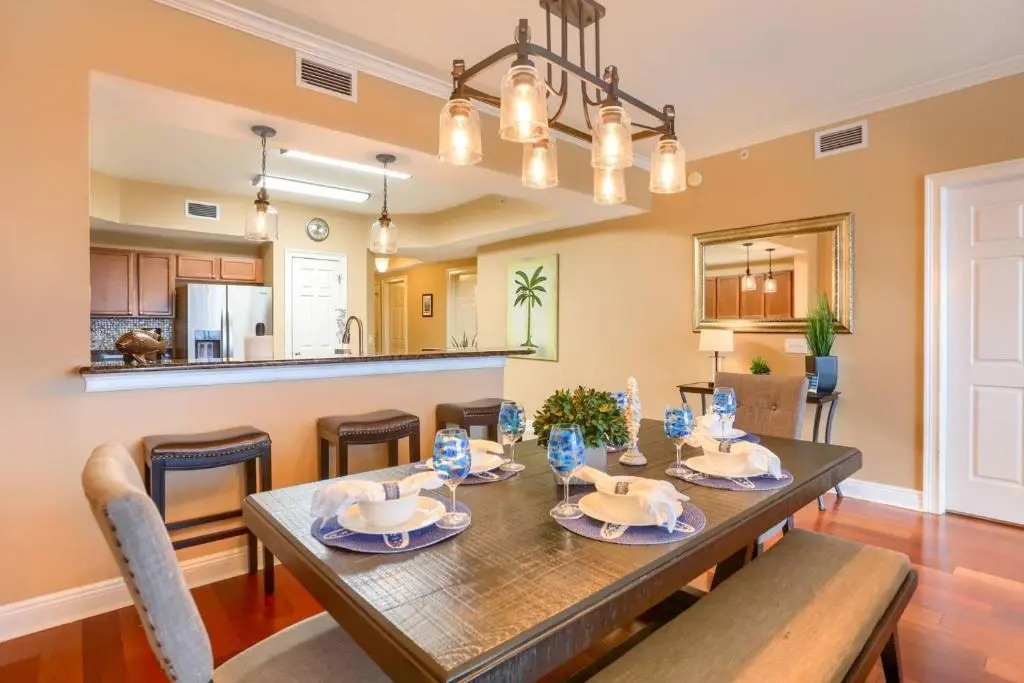 304 Bay Harbor