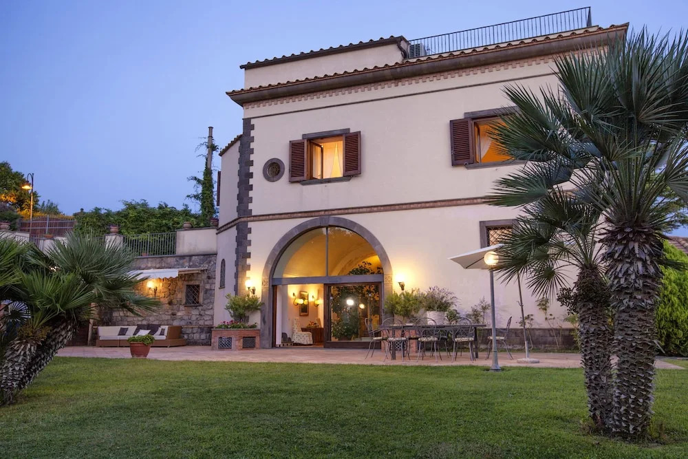 Amore Rentals - Villa Il Pino