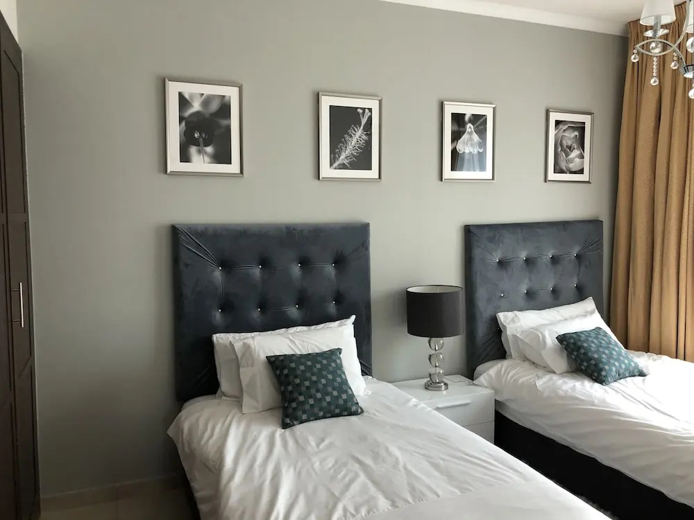 Ultimate Stay 4BR Burj Khalifa view