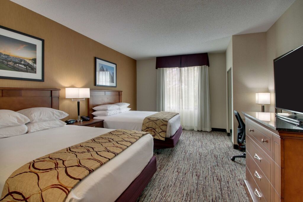 Drury Inn & Suites Charlotte Northlake