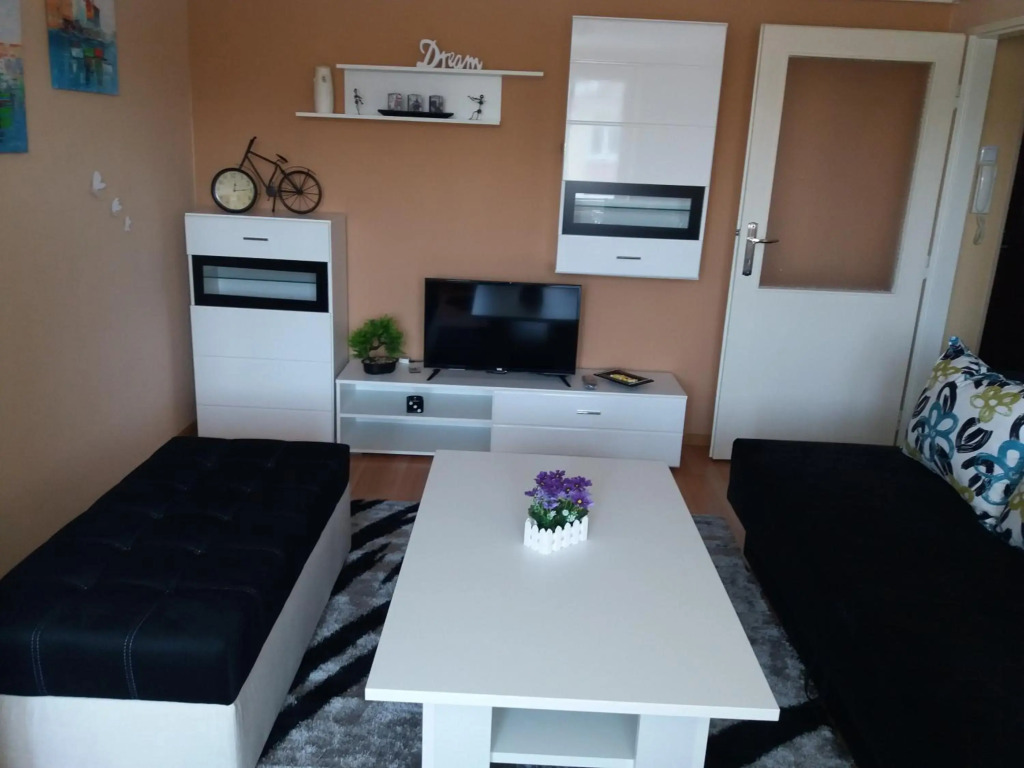 Apartman ENA