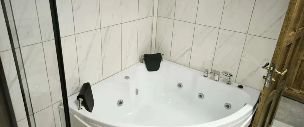 RZA Business Hotel