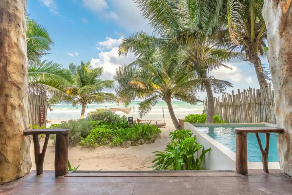 Casa Ganesh Beachfront Tulum Hotel