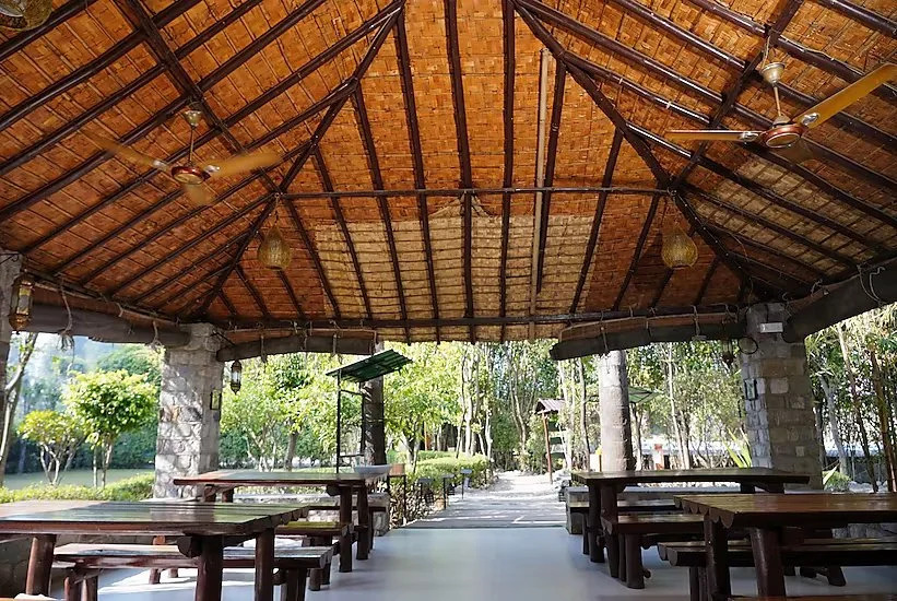 Corbett Machaan Resort