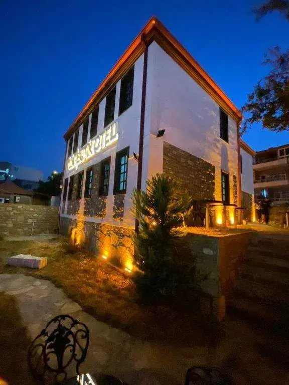 İli̇a Buti̇k Otel