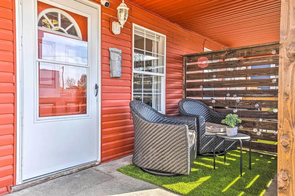 Pet-friendly Indianapolis Townhome w/ Yard!