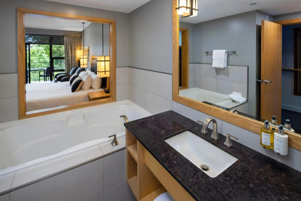 Brentwood Bay Resort