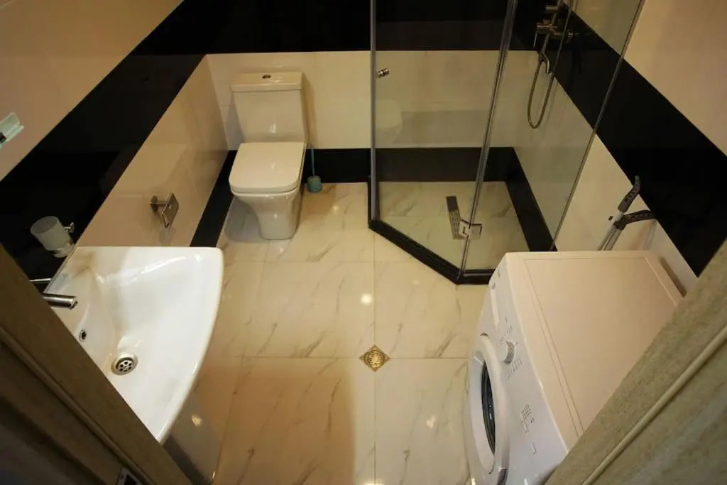 Leo Group Apartment 22-03 Elegance Batumi