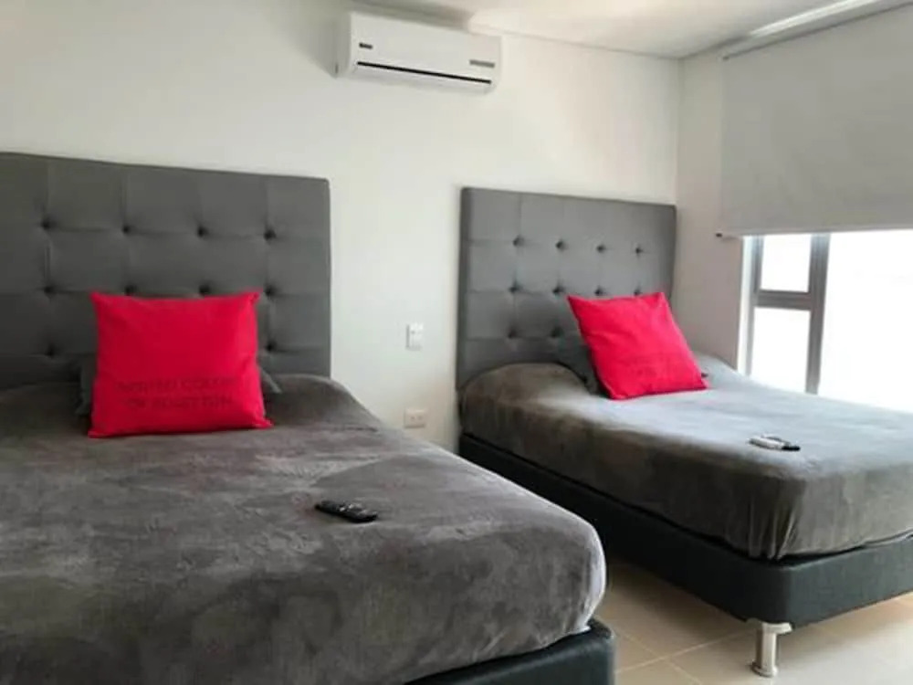 Apartamento de Lujo Frente al Mar