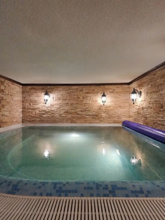 The Castle - Your unique way of retreat
