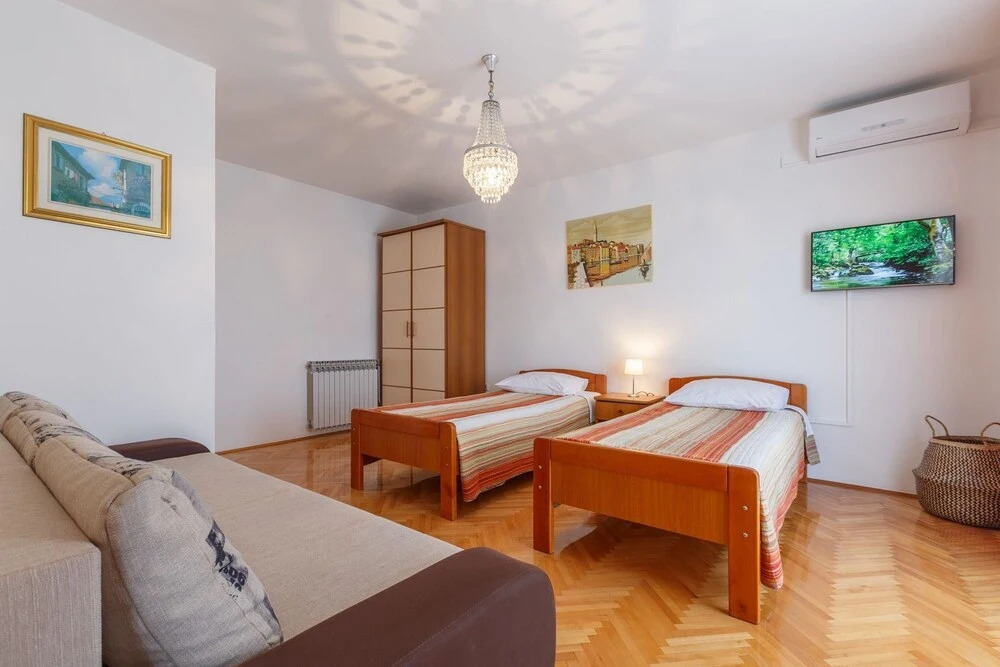 Villa Nina Apartments