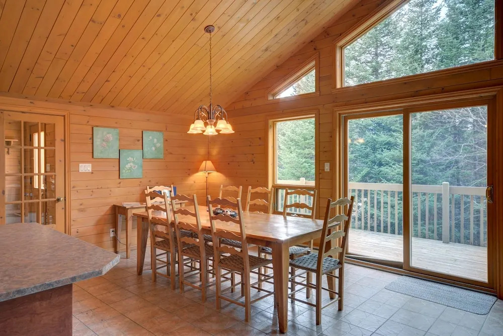 Chalet Squirrel